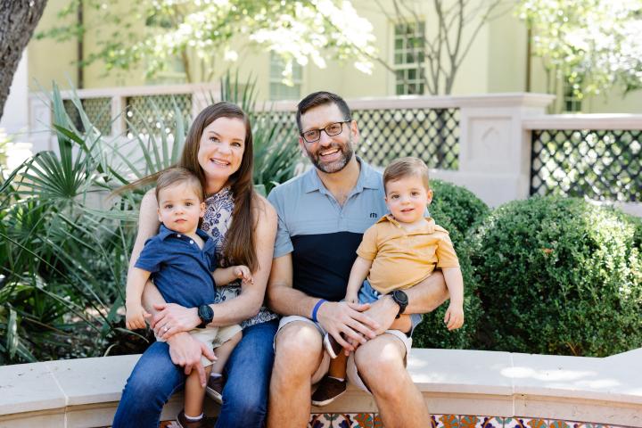 Cecil Family portrait Tommy ’06 and Katy Cecil with their two kids
