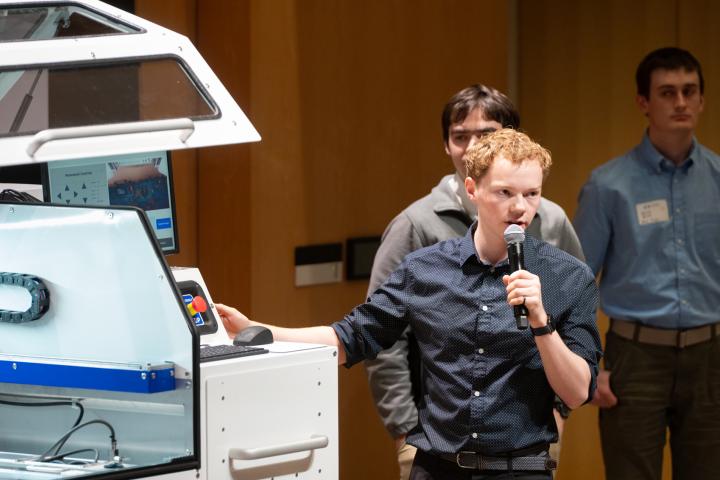 Rowan J. '25 talks about his team's SCOPE project during the SCOPE Summit 2025.