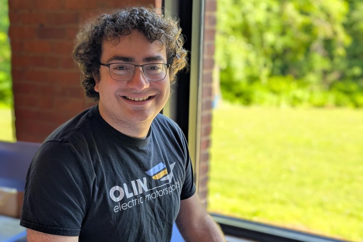 Jacob Prisament '25, a mechanical engineer at Tutor Intelligence.