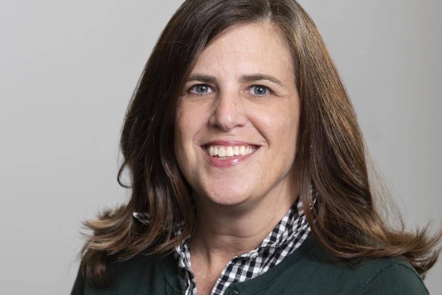 Suzanne Alcott, Assistant Director for Employer and Student Engagement/Fellowship Advisor Suzanne Alcott, Assistant Director for Employer and Student Engagement/Fellowship Advisor