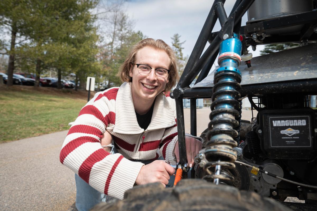 Gabe Zak '25 Humans of Olin photo