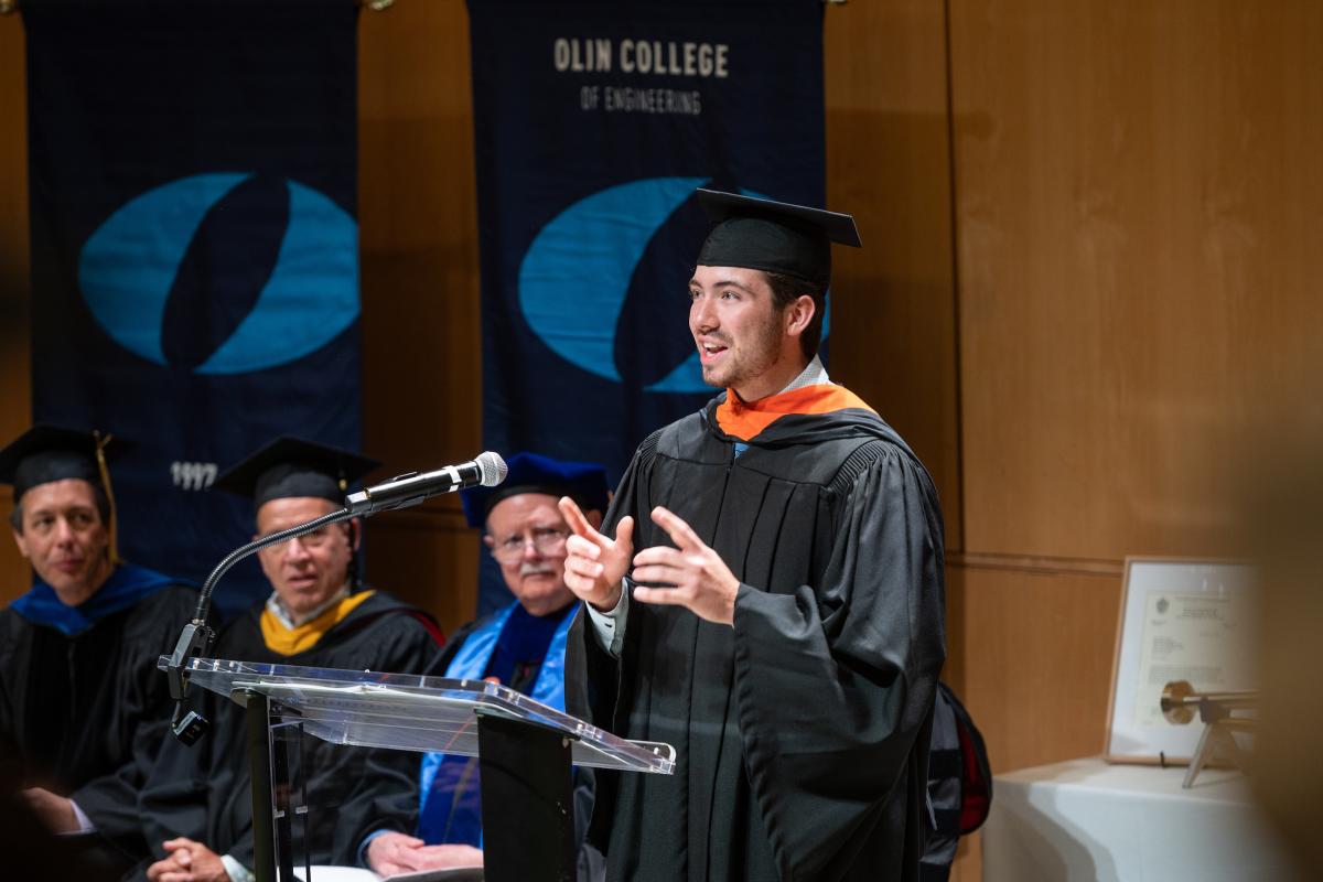 Liam Carlin '28 speaks on behalf of Olin students at President R. May Lee's inauguration